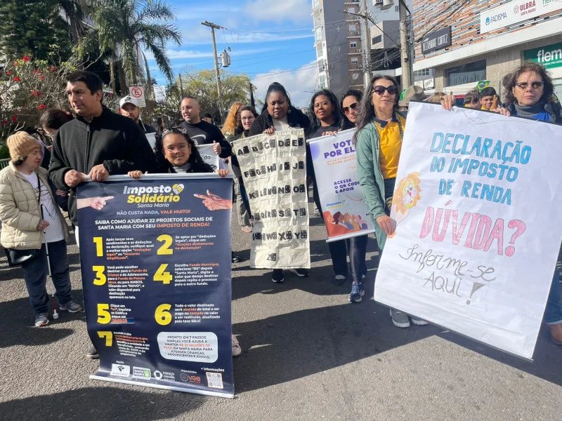 Imposto Solidário presente no desfile de 7 de setembro